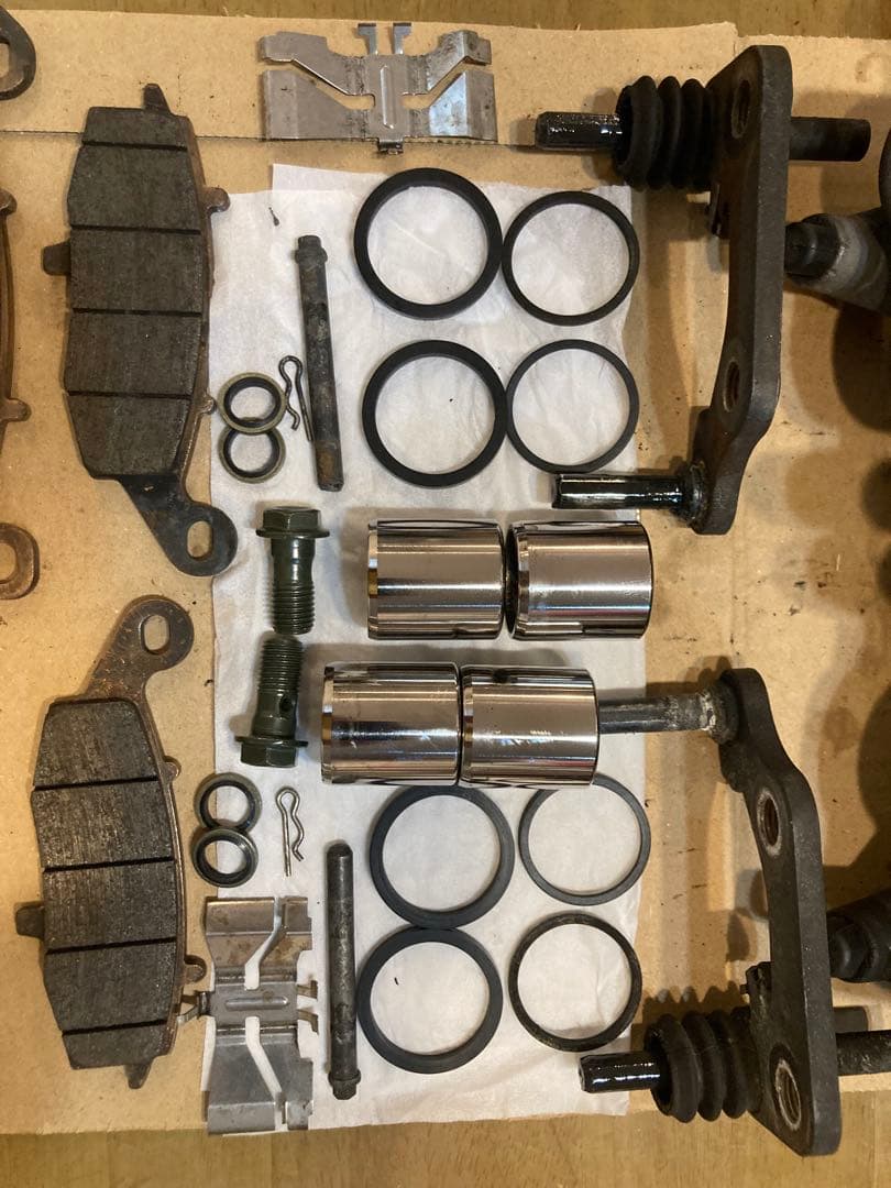 美品　分解清掃済 ゼファー400 ゼファー750 フロントキャリパー OH済