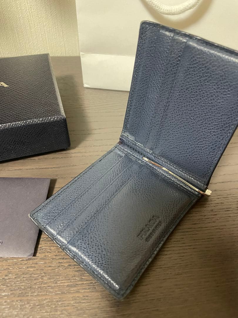 プラダ　PRADA ネイビー マネークリップ