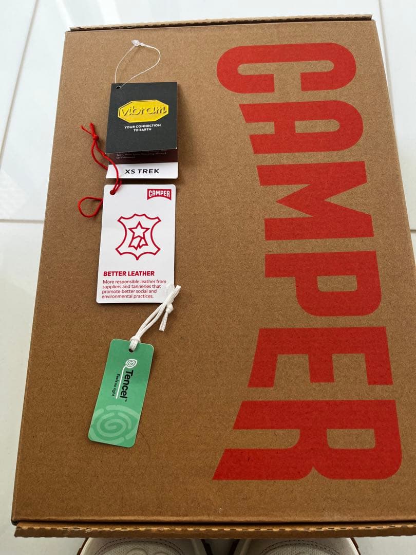 カンペール　スニーカー　限定モデル　サイズ39