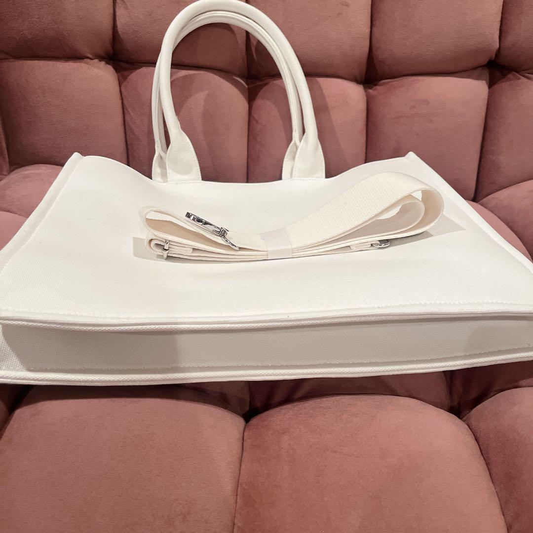 新品未使用エピヌ épine book tote bag largewhite