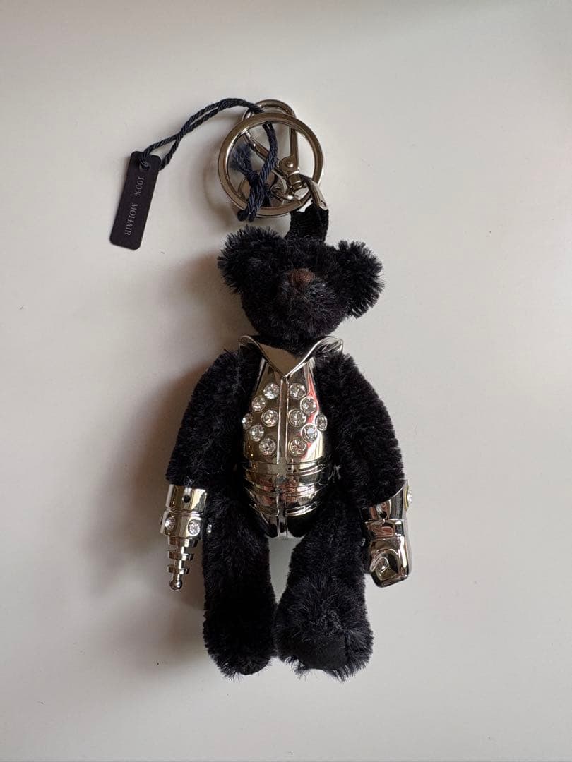 新品未使用　PRADA ベア　チャーム