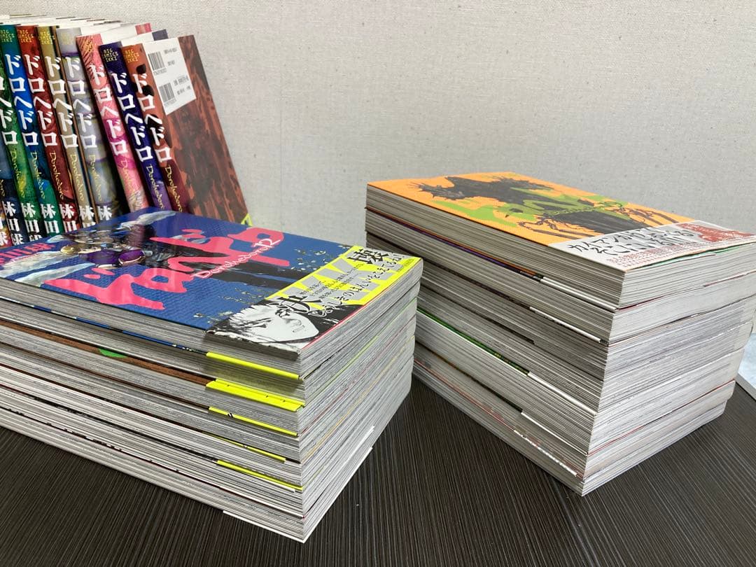 ドロヘドロ　全23巻　大ダーク　1〜8巻　Tシャツ　全巻