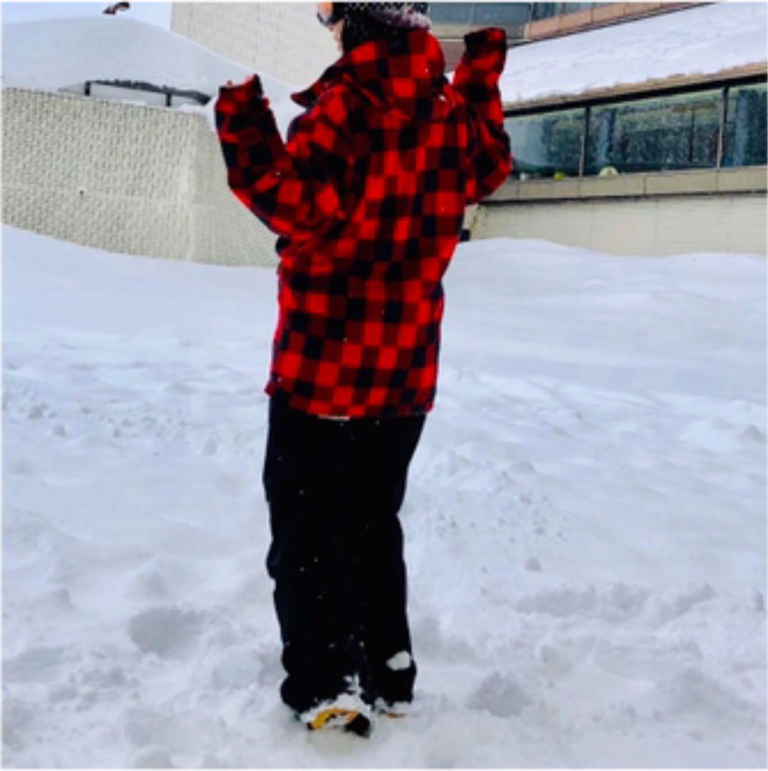 美品★赤×黒チェックのスノボウェア上下Lサイズ(急ぎ発送可)