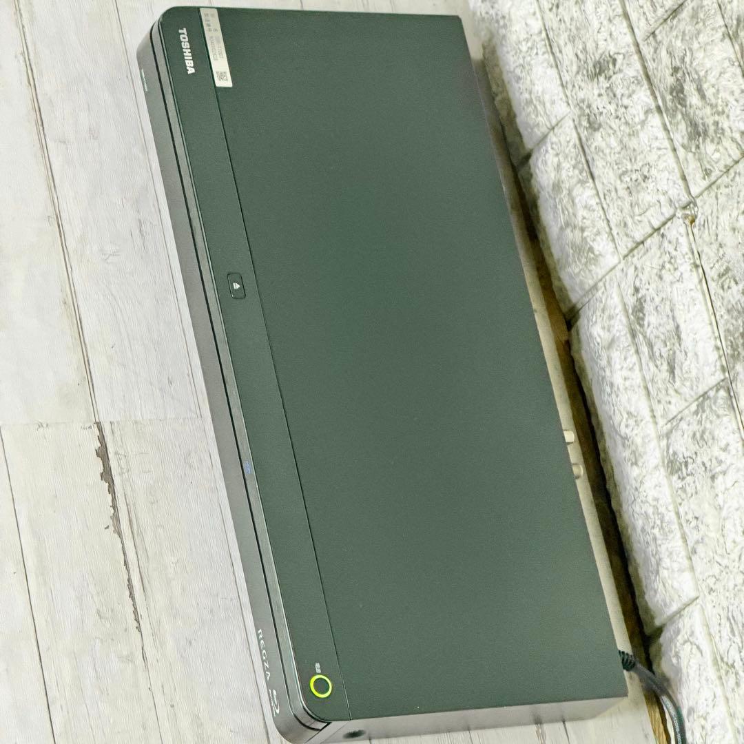 東芝「レグザ・ブルーレイ DBR-T1007」HDD 1TB・3チューナー搭載