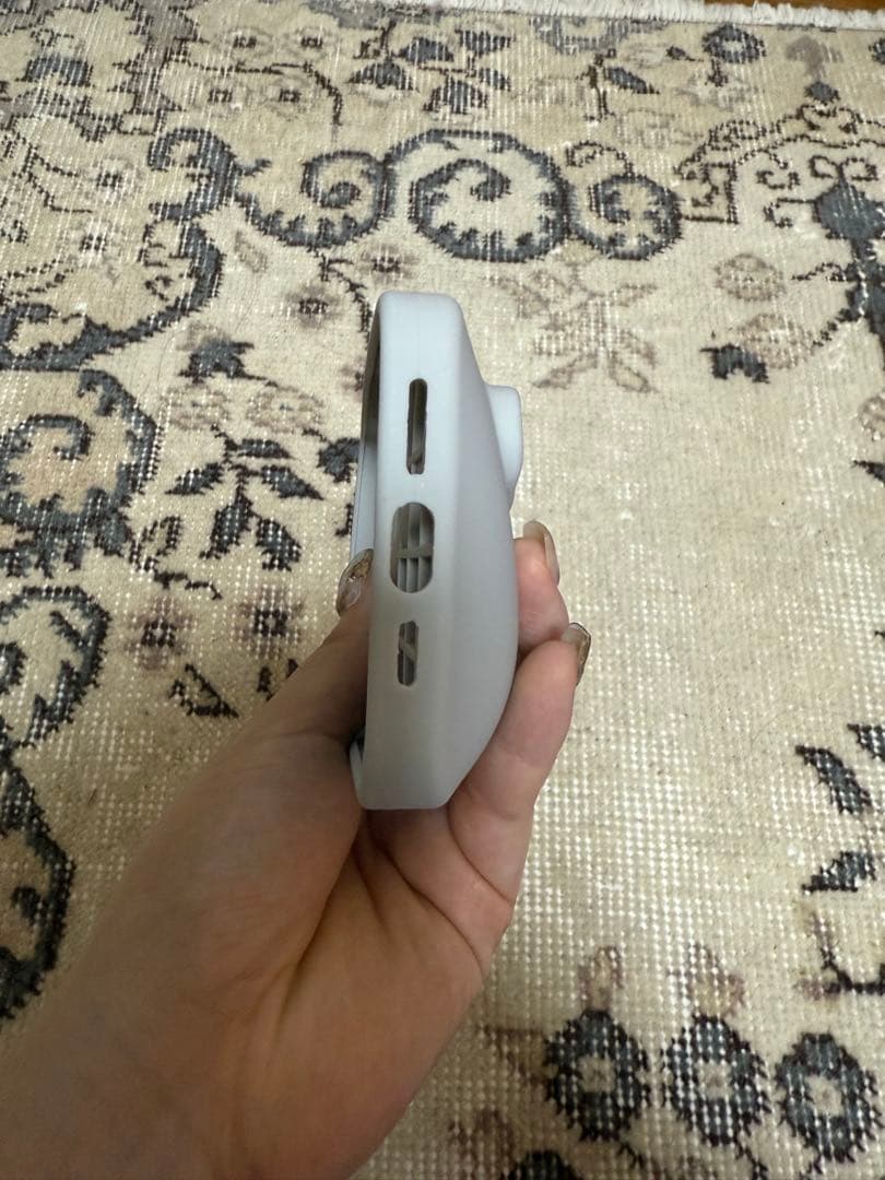 【お値下げ】rhode リップケース グレー　iPhone16promax