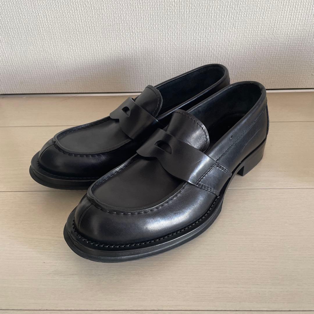 pradaローファー