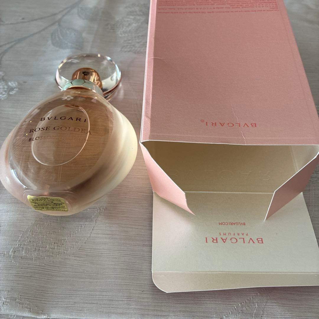 香水(女性用) BVLGARI ROSE GOLDEA BLOSSOM DELIGHT 75ML