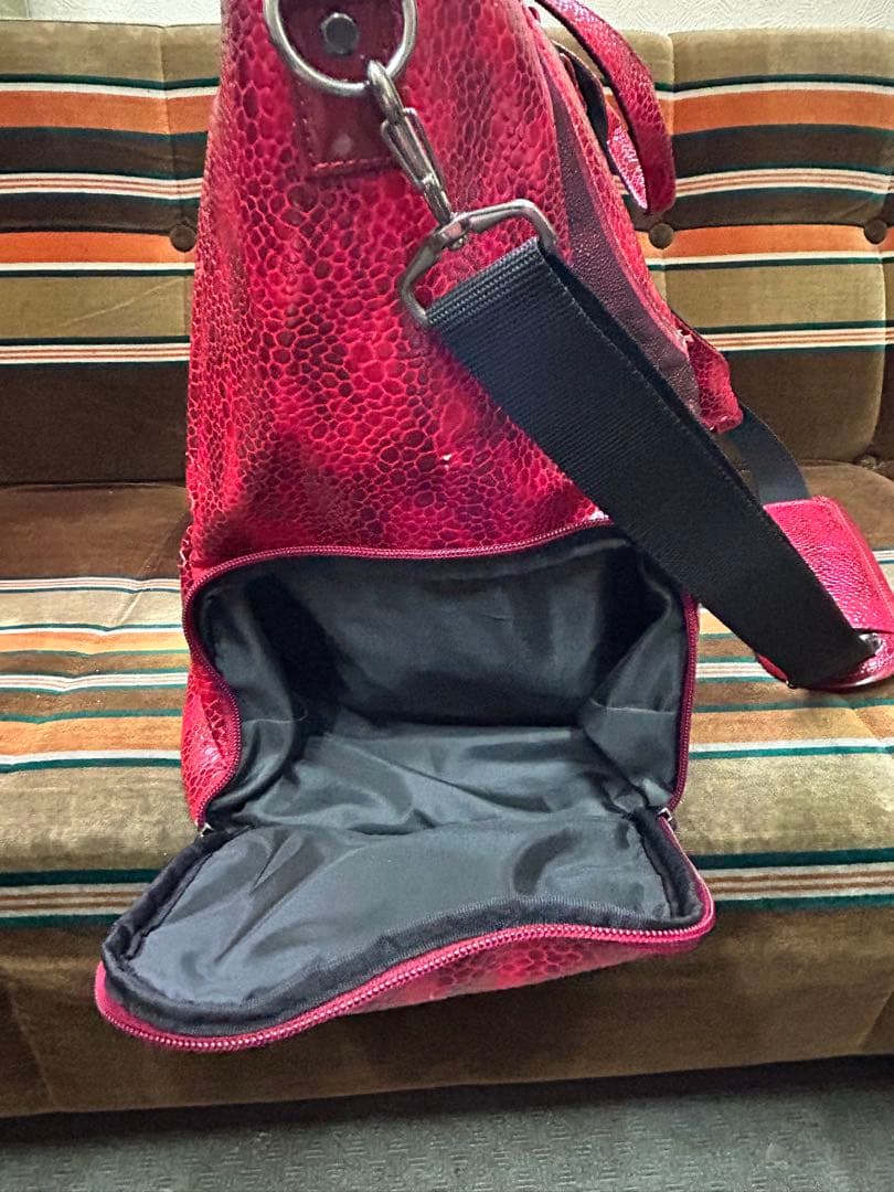 ダンスウィズドラゴン　ボストンバックショルダー付レッド