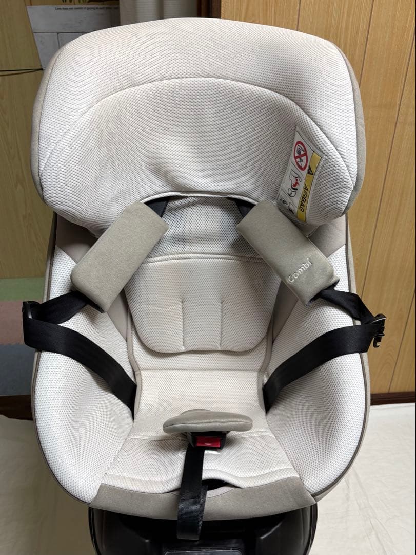 コンビ クルムーヴスマート ISOFIX エッグショック チャイルドシート 美品