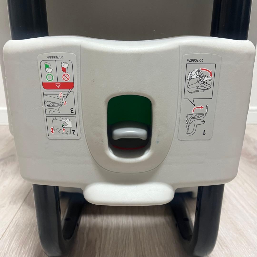 エールベベ360度回転クルットＮＴプレミアム クルット片手で回転 新生児～