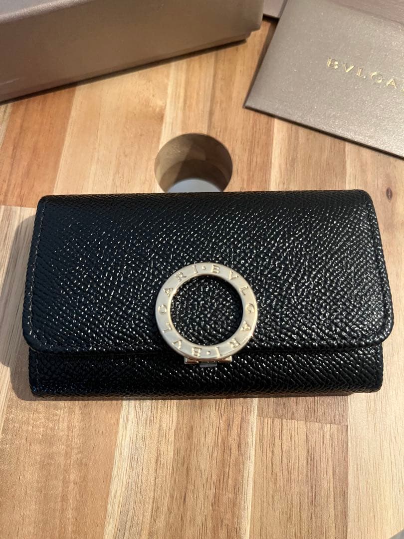 BVLGARI ブラックレザーキーケース