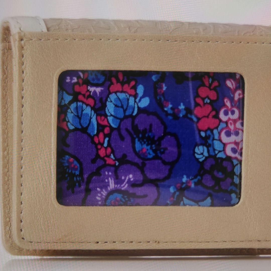 ANNA SUI 装飾付きパスケース