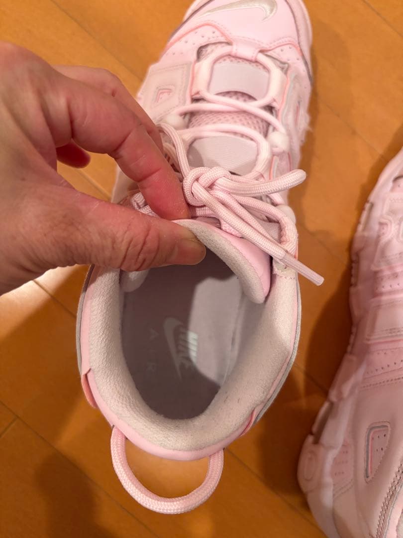 Nike モアアップテンポ　ピンク　26.5