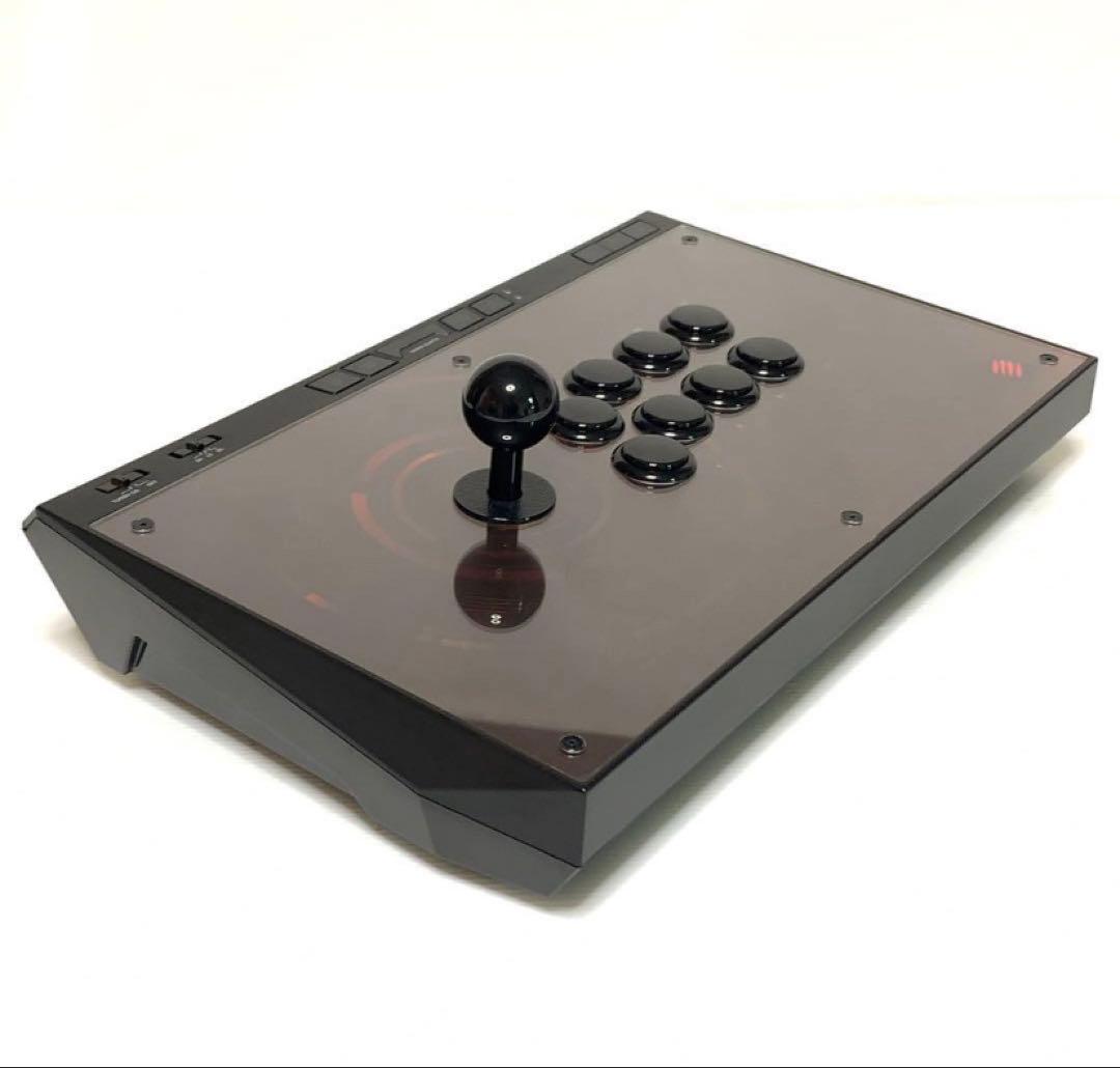 美品　Mad Catz マッドキャッツ アーケードコントローラー E.G.O.