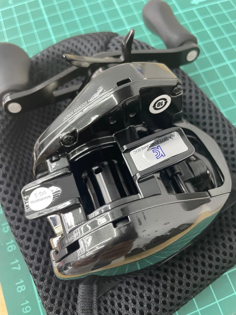 美品！右！シマノ 23アンタレスDC MD HG RIGHT 7.4