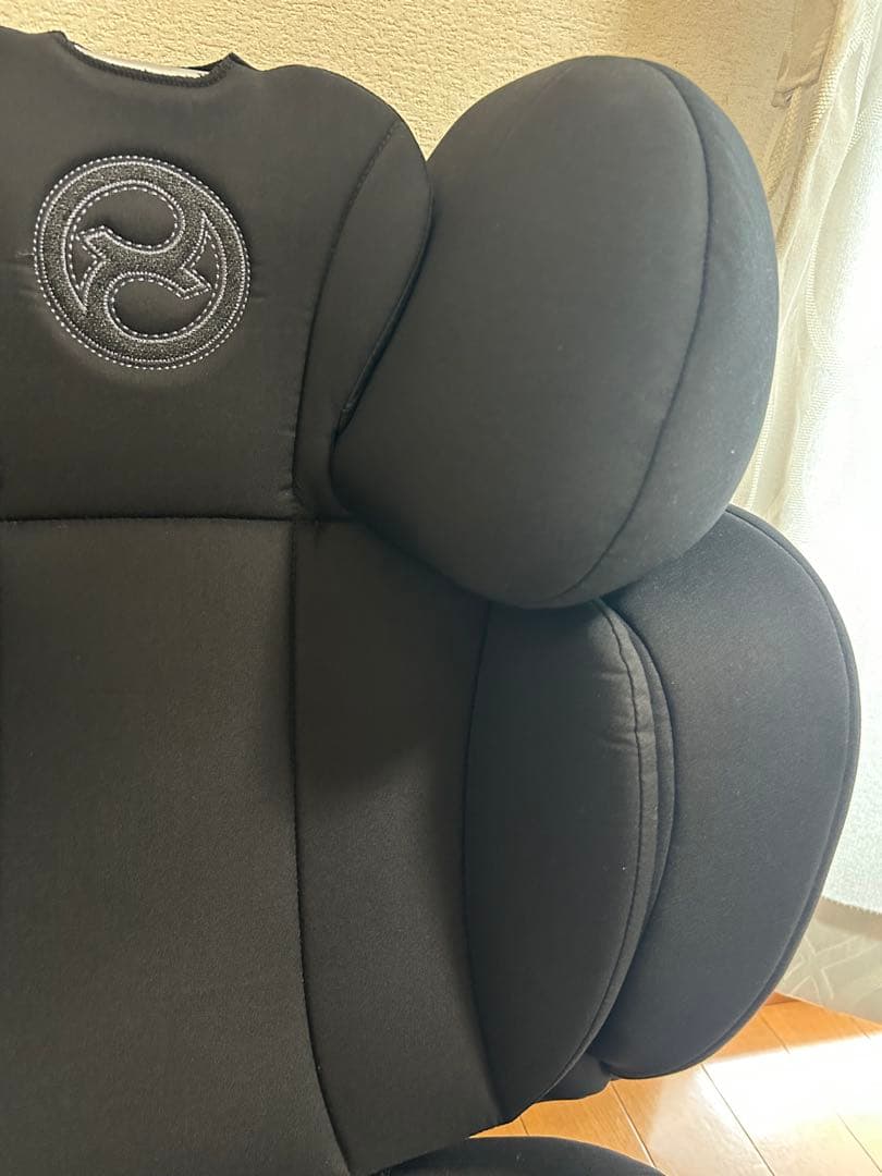 CYEBX サイベックス ソリューション Zi ジュニアシート