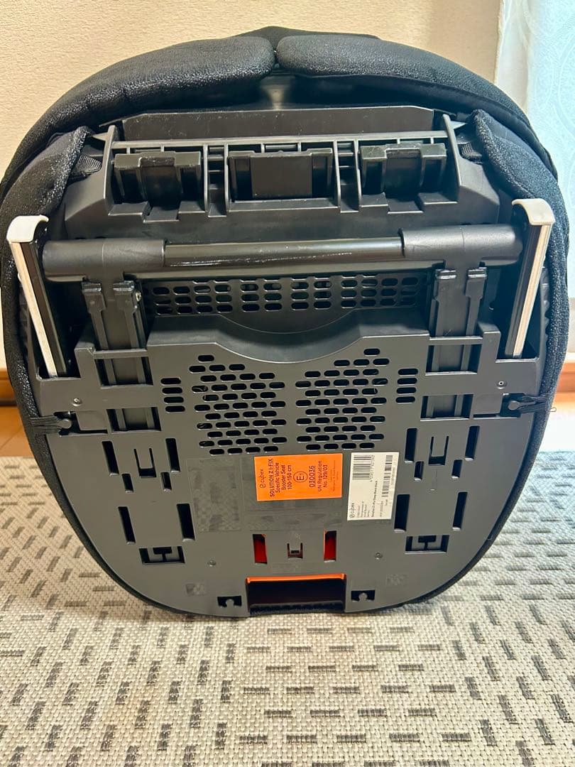 CYEBX サイベックス ソリューション Zi ジュニアシート