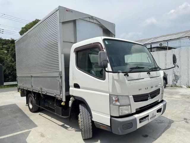 三菱ふそうキャンター　ホイールカバーセット