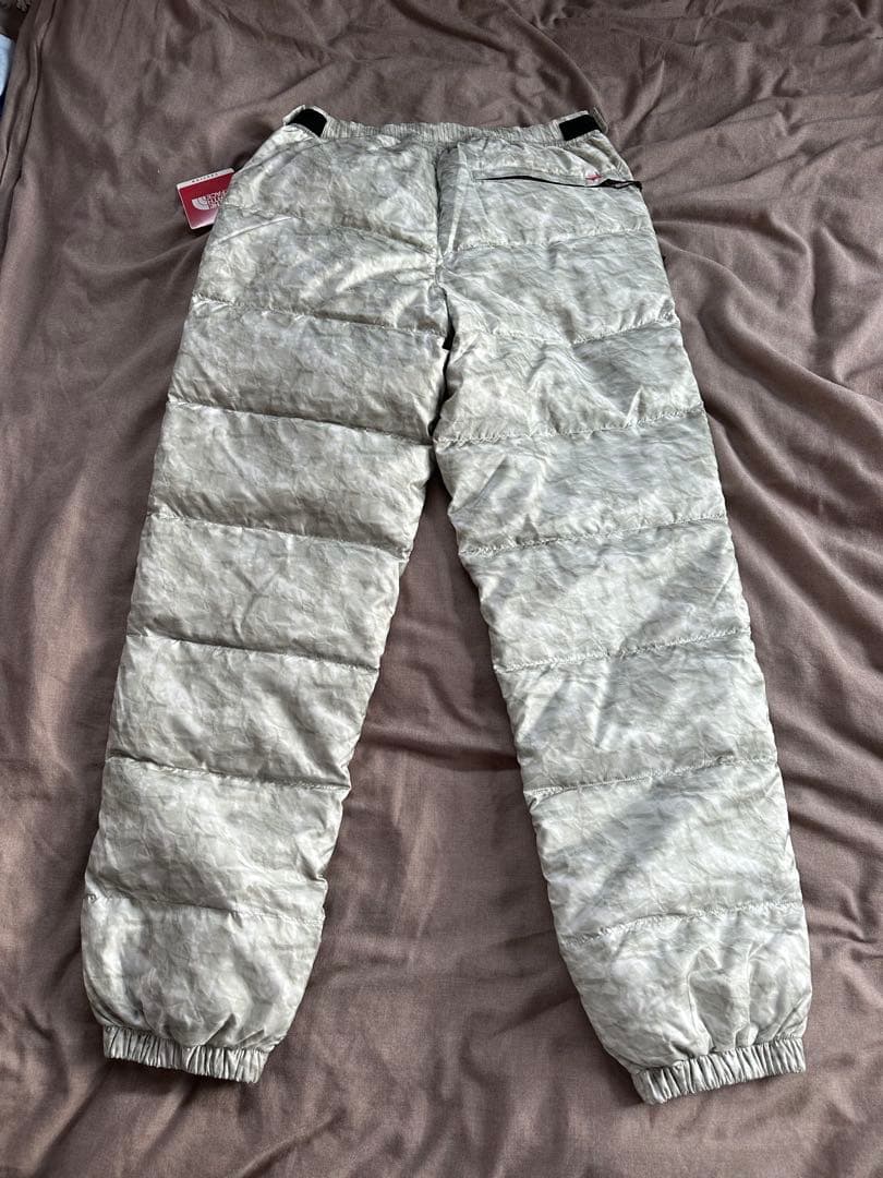 国内正規　シュプリーム　ペーパーヌプシ　パンツ