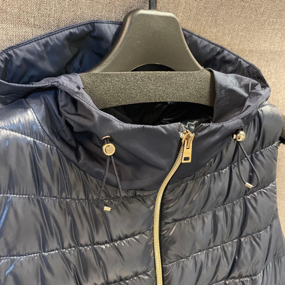 HERNOネイビー フード付きダウンベスト☆