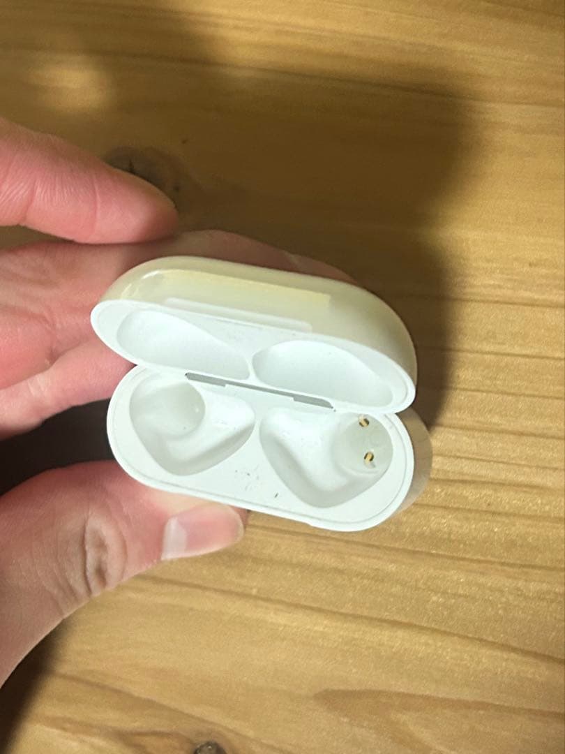 ね*う様 airpods 第4世代　ノイズキャンセリング機能搭