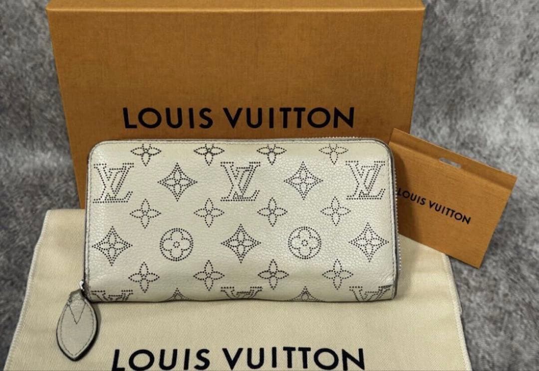 【良品】ルイヴィトン マヒナ モノグラム ラウンドファスナー 長財布