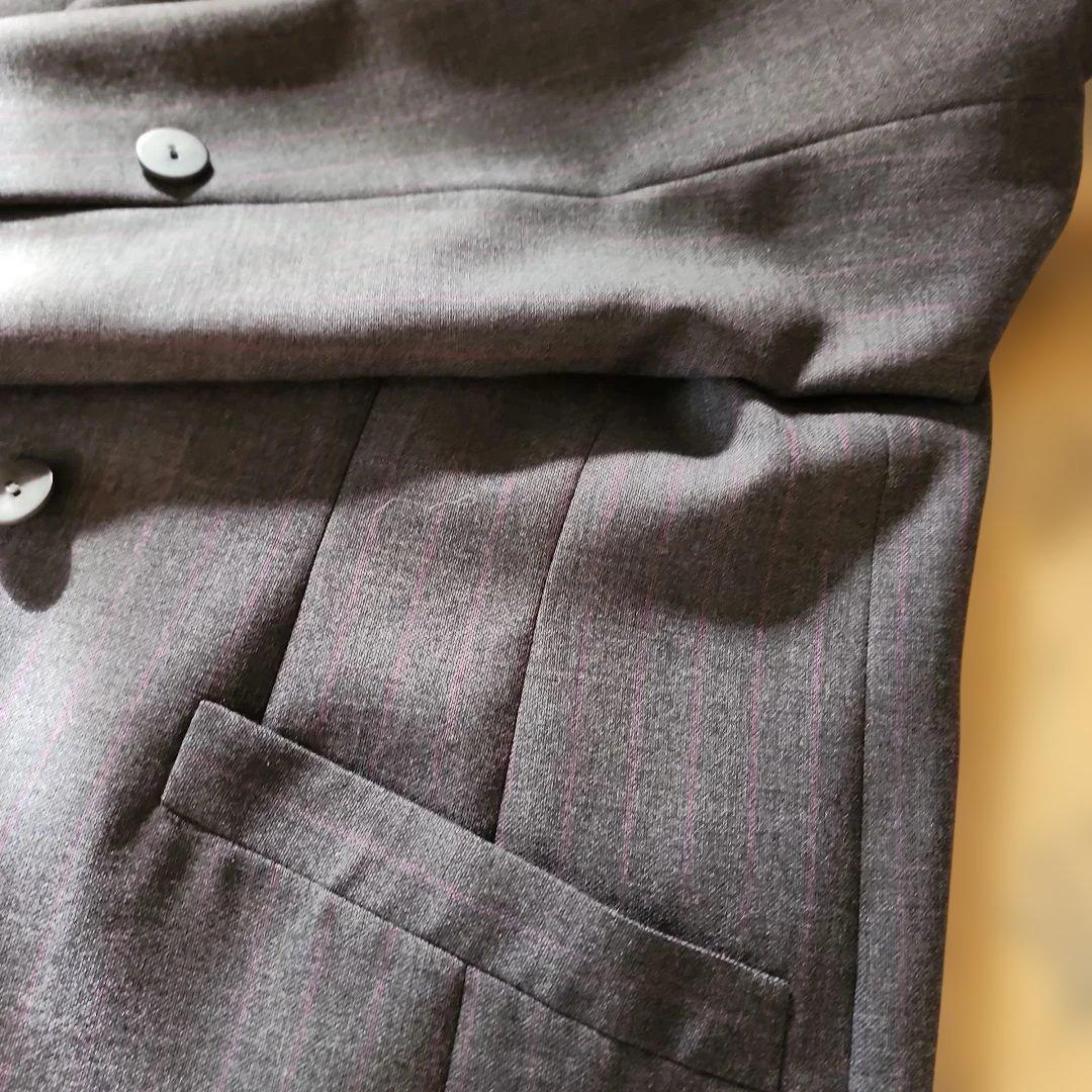 新品、未使用、レリアン、イタリア製 ストライプ テーラードジャケットスーツ。