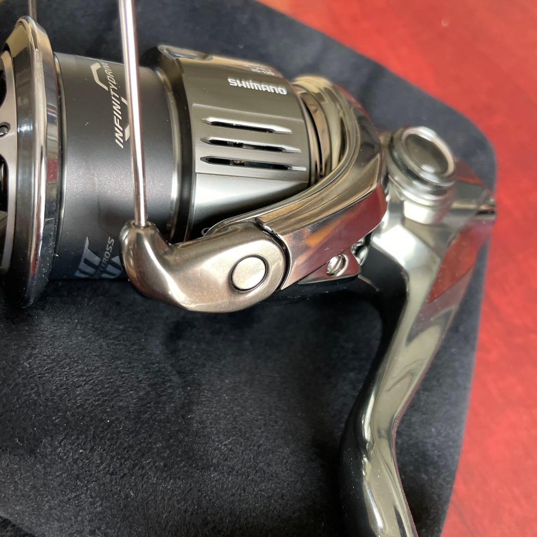 新品未使用　22ステラ　4000MHG シマノ