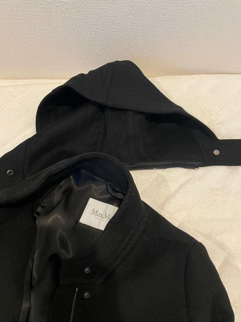 週末タイムSALE Max Mara フード付き黒ロングコート