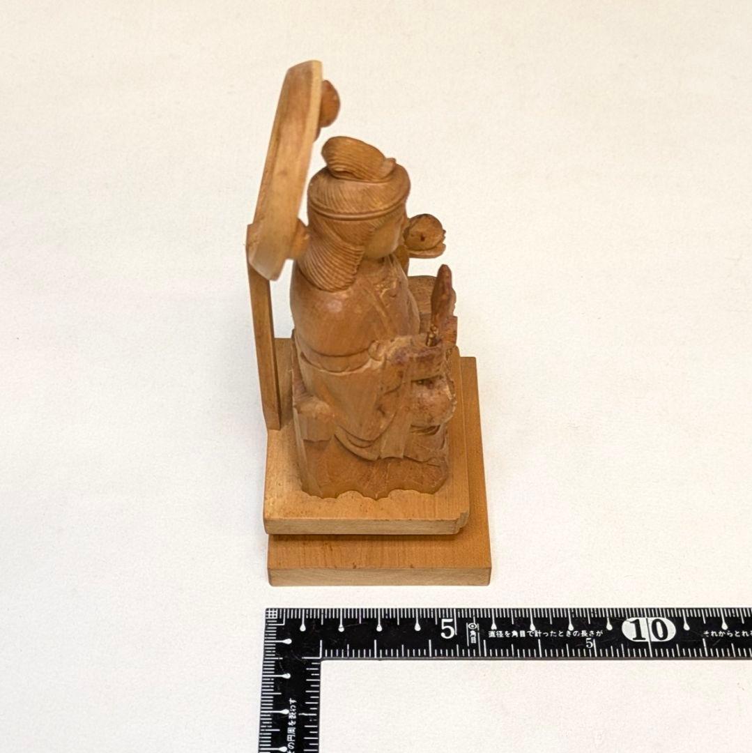 【セール中・新品】 七面天女　木地彫り　下台付　総高さ約14cm　弁財天