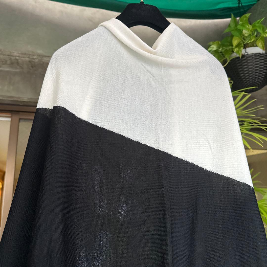 CHANEL ロゴ入りマフラー ブラック/ホワイト