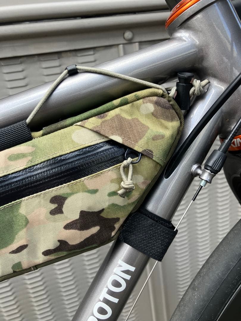 ハンドメイドフレームバッグ　X-PAC マルチカム/トロピック43cm