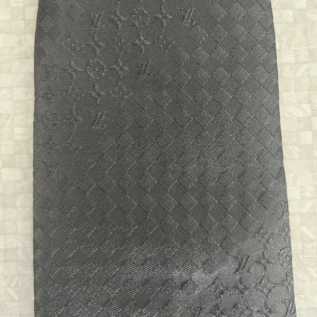 Louis Vuitton ルイ・ヴィトン　ダークグレー　モノグラム ネクタイ