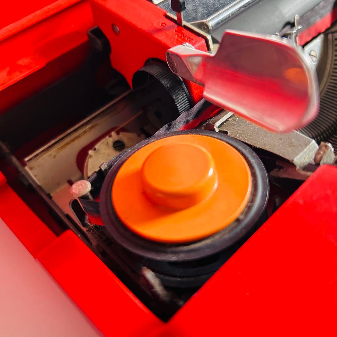 オリベッティ　バレンタイン