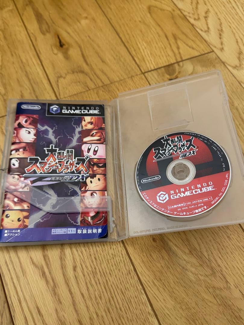 動作確認済　ゲームキューブ本体 ＆ コントローラー3個セット　メモリカード付き