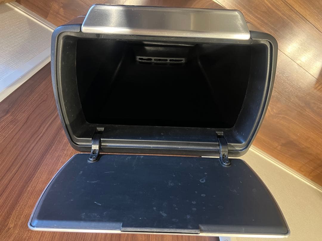 シルバー ステンレス ごみ箱 蓋付き　幅40cm