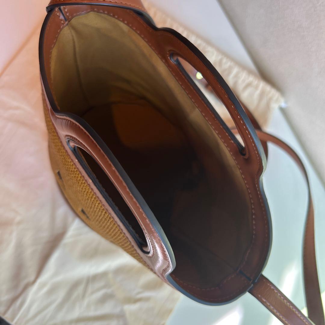 マルニ　カゴバッグ　ショルダーバッグ