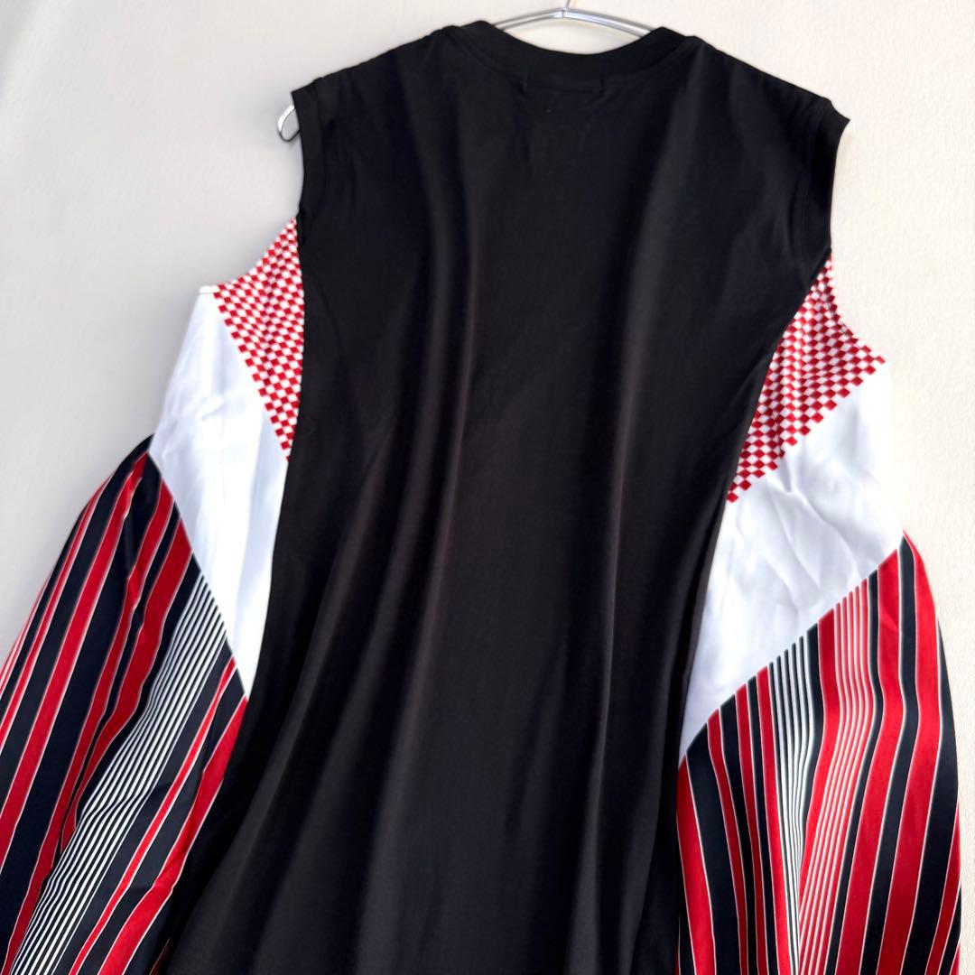 未使用✨チノ✨スカーフ柄フレアマキシワンピース　ブラック・レッド　ノースリーブ