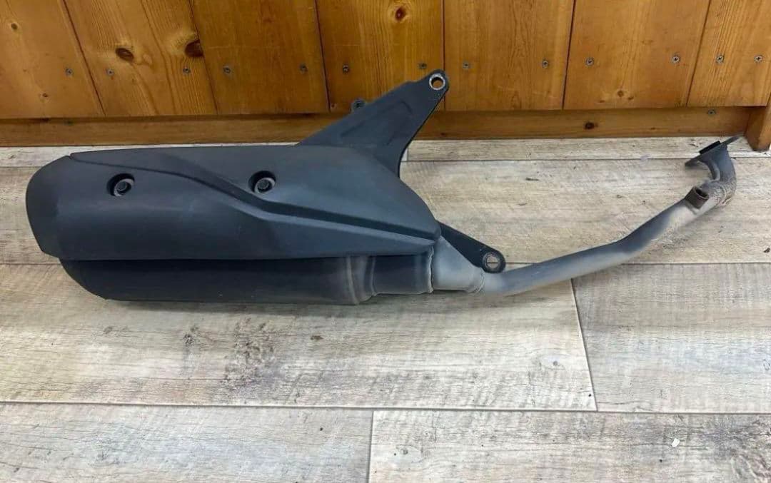 リード125専用マフラー　JF45