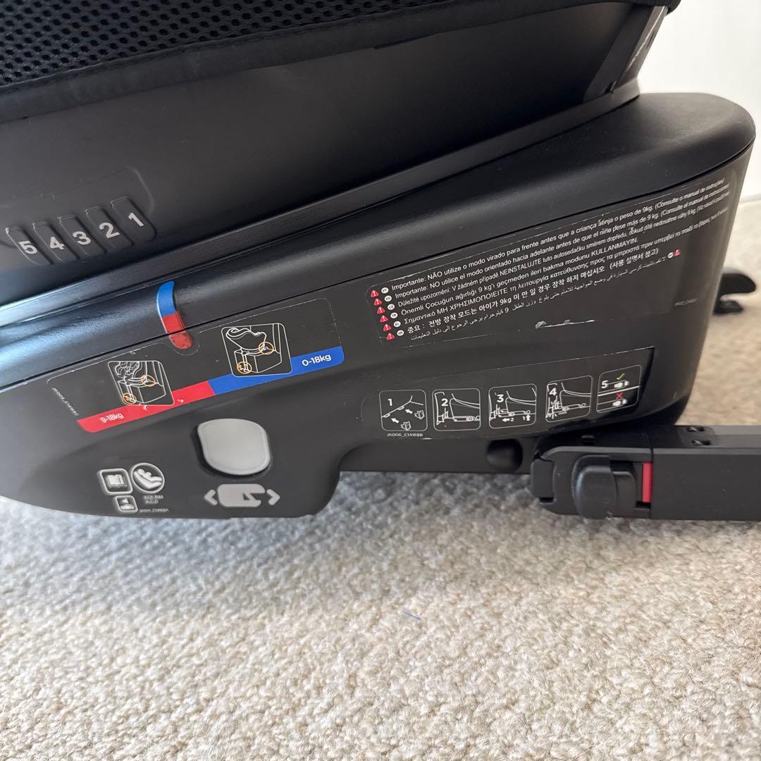 ジョイー　チャイルドシート　アーク360° ブラック