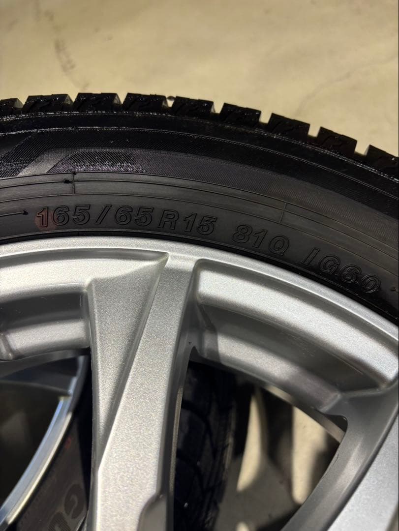 アルミとスタッドレスタイヤ 4本セット