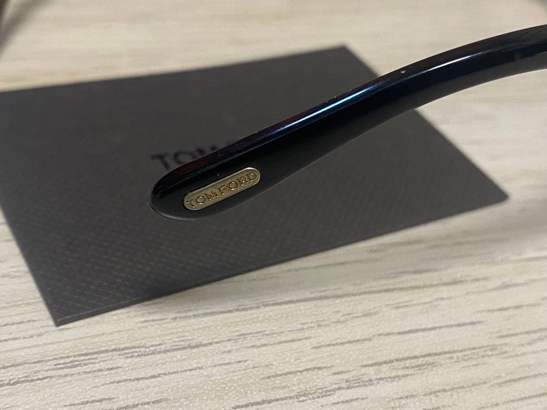 TOM FORD サングラス ブラック