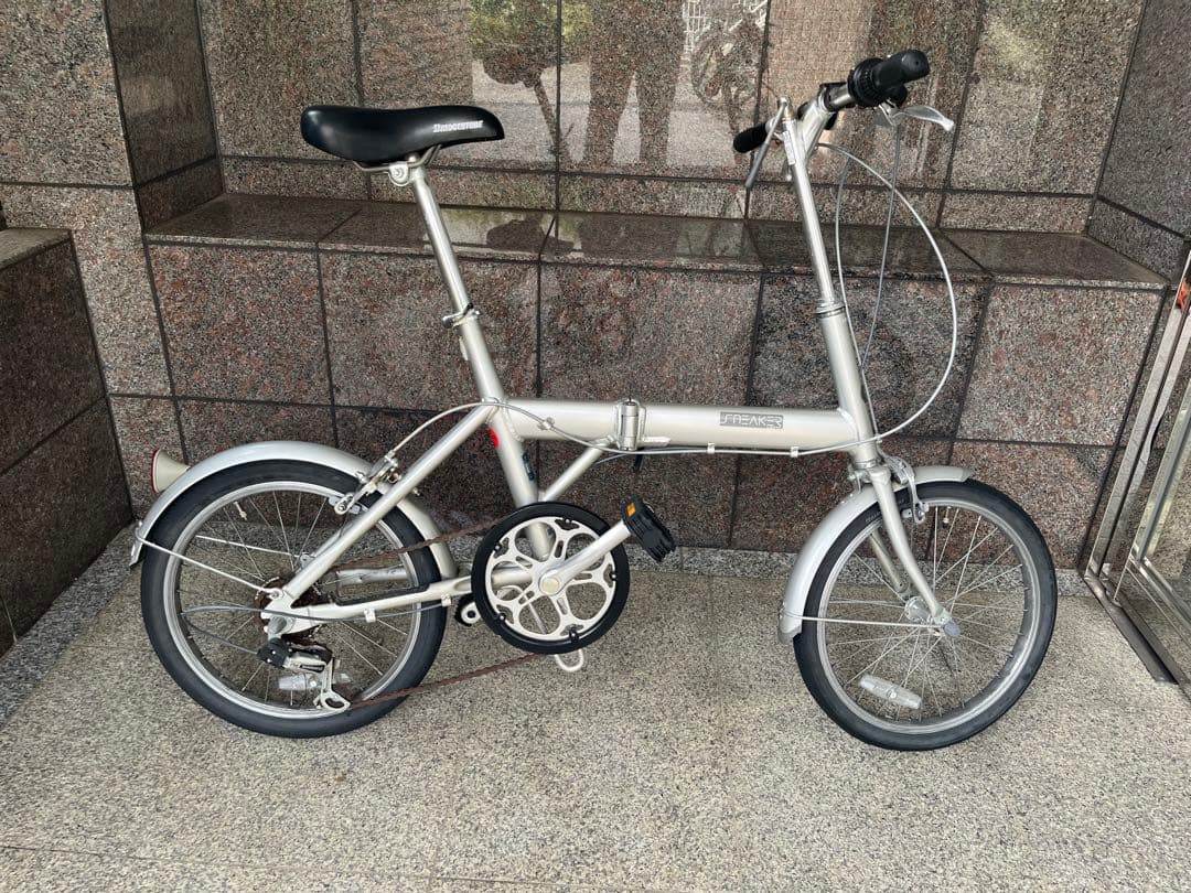 シルバー 折りたたみ自転車 アルミ製