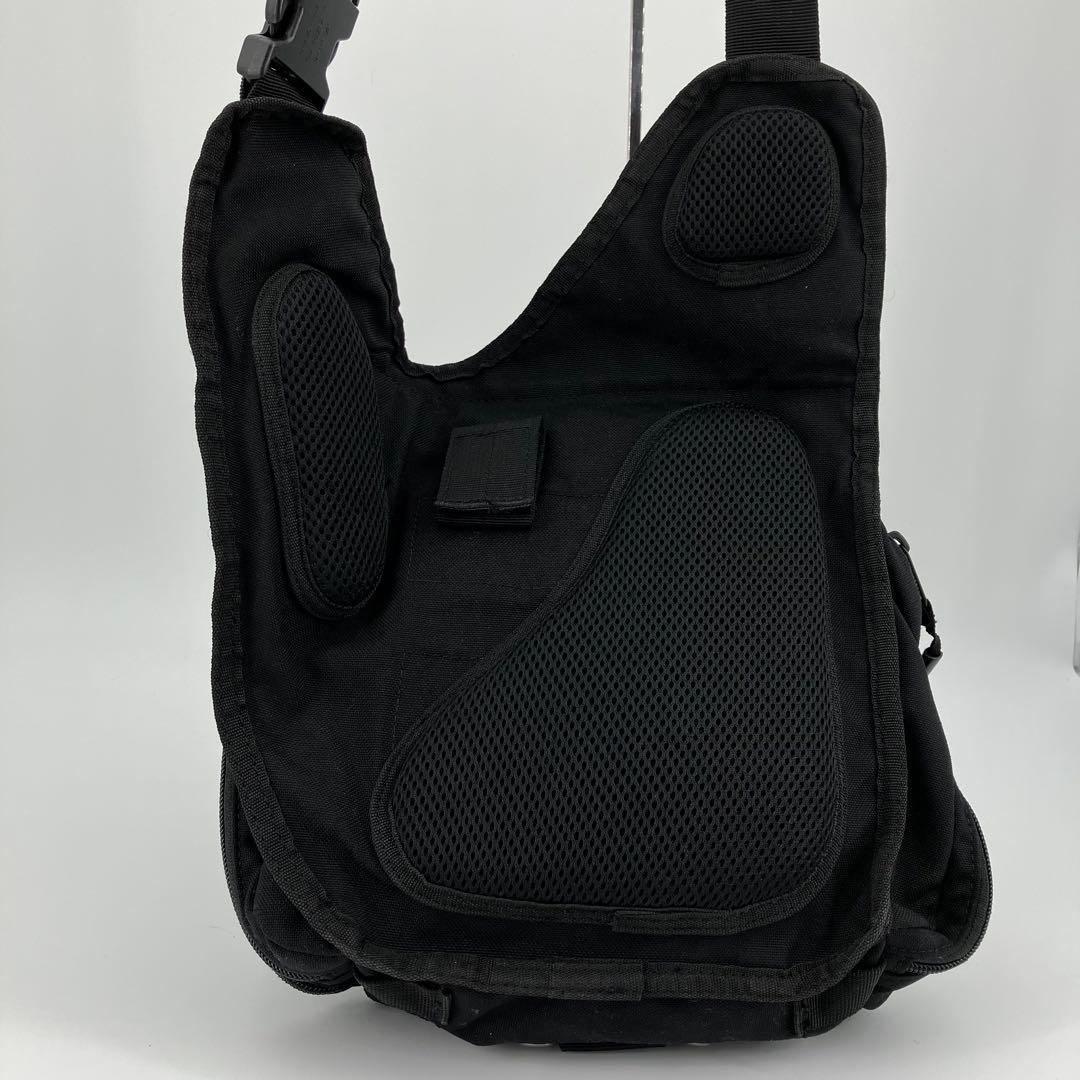 【美品】ファイブイレブンタクティカル プッシュパック 6L ショルダーバッグ 黒