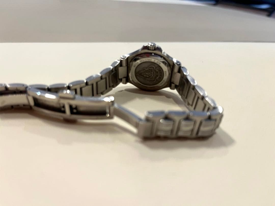 GUCCI グッチ 9040Lシルバーデイト レ ディース 腕時計