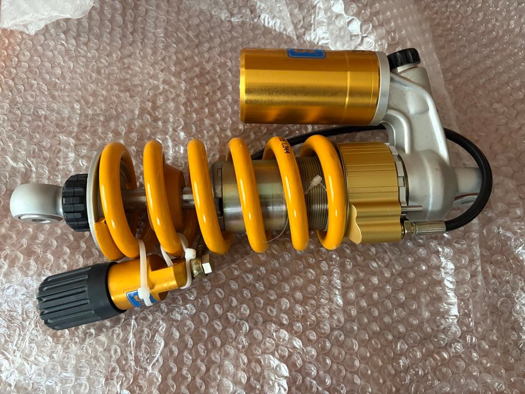 未使用 ドゥカティDUCATI ムルティストラーダ1000 リアサス オーリンズ