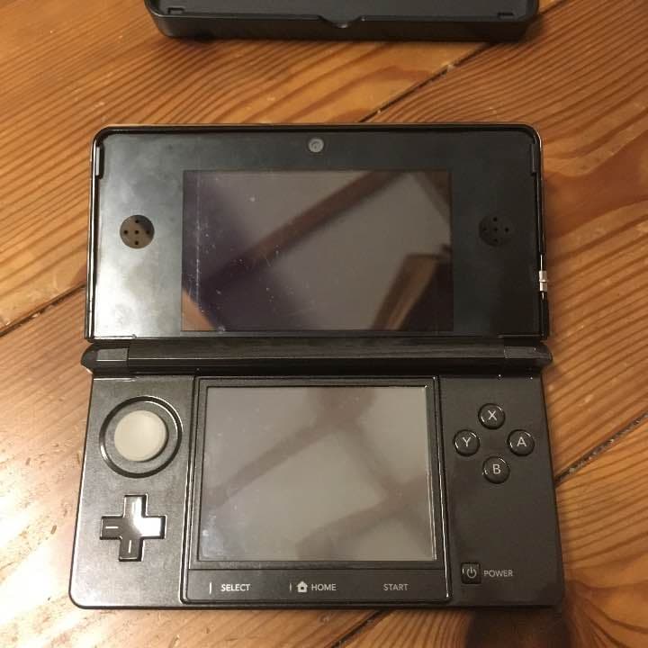 値下げ   3DS  充電器付き