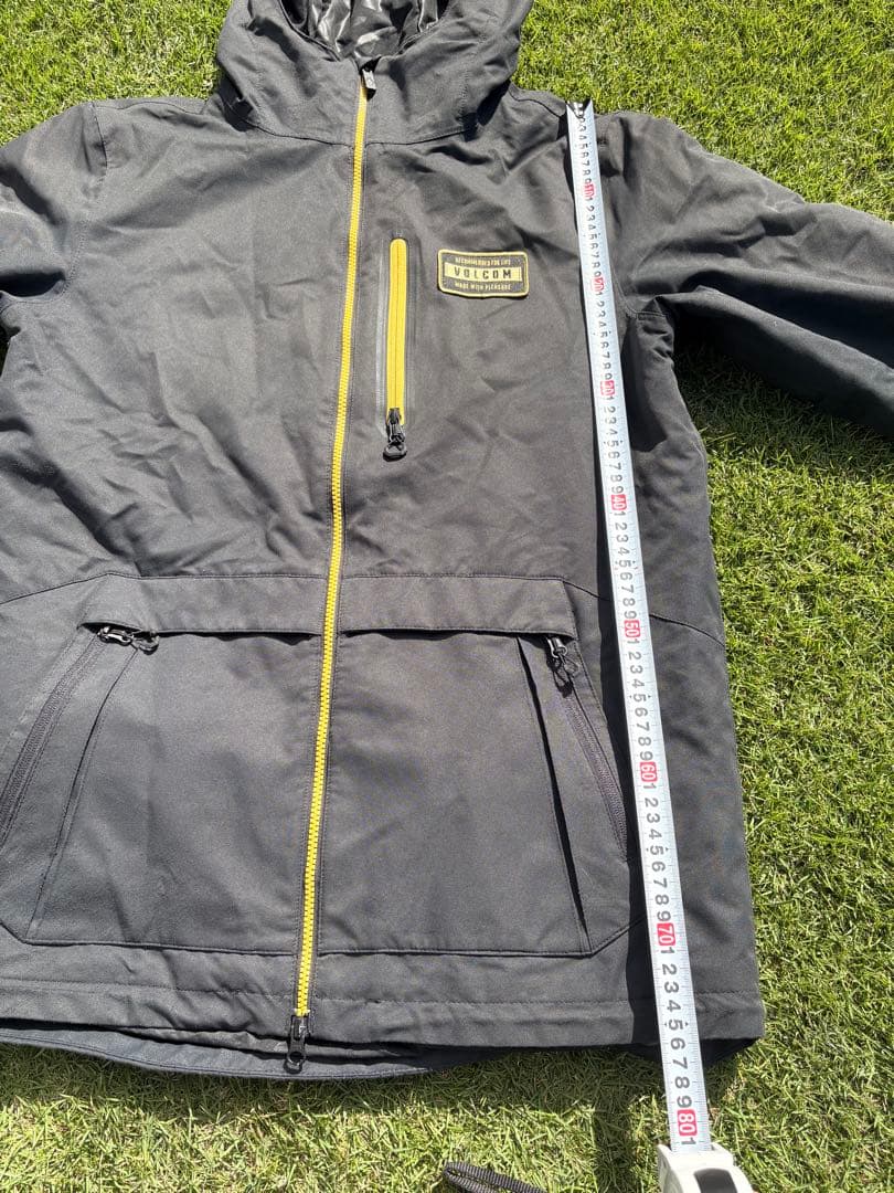 VOLCOM フード付きスノーボードウェア