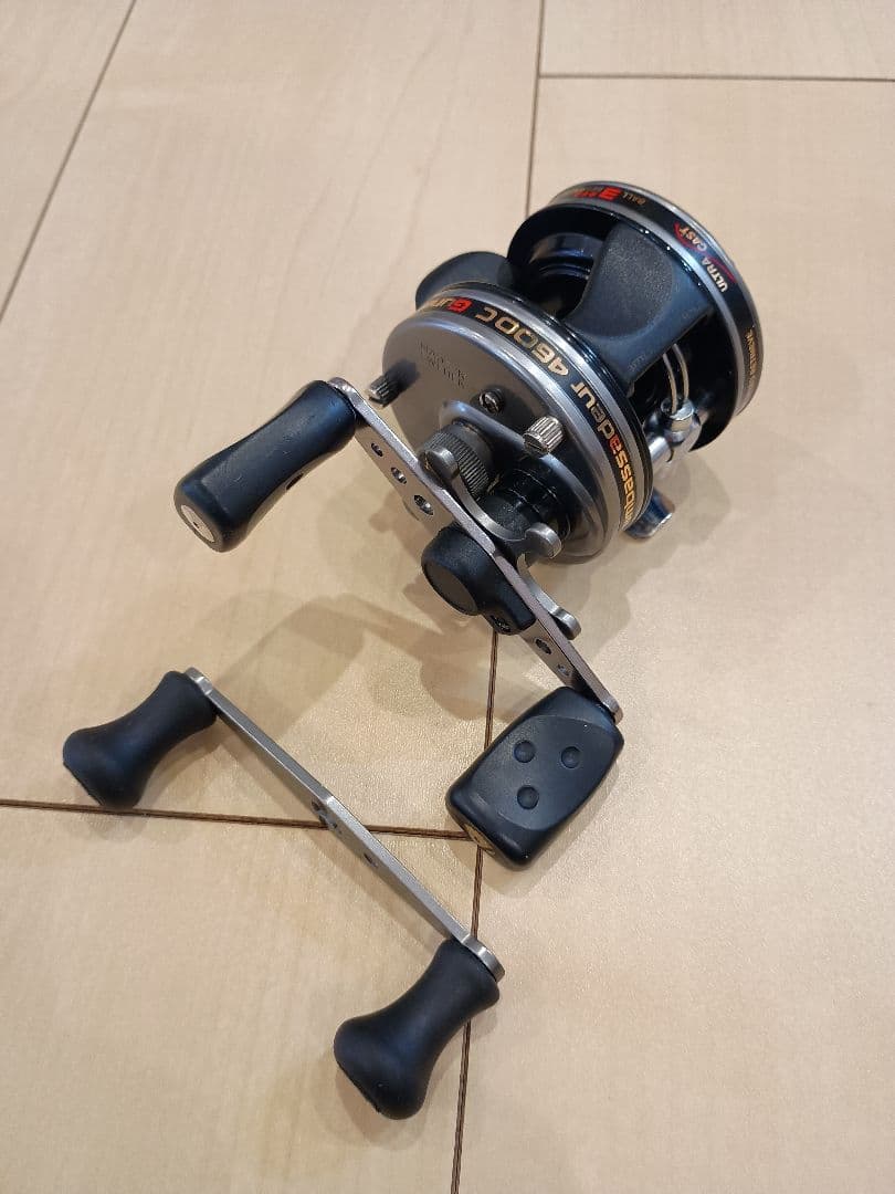 AbuGarcia ambassadeur 4600C　予備ハンドル付き