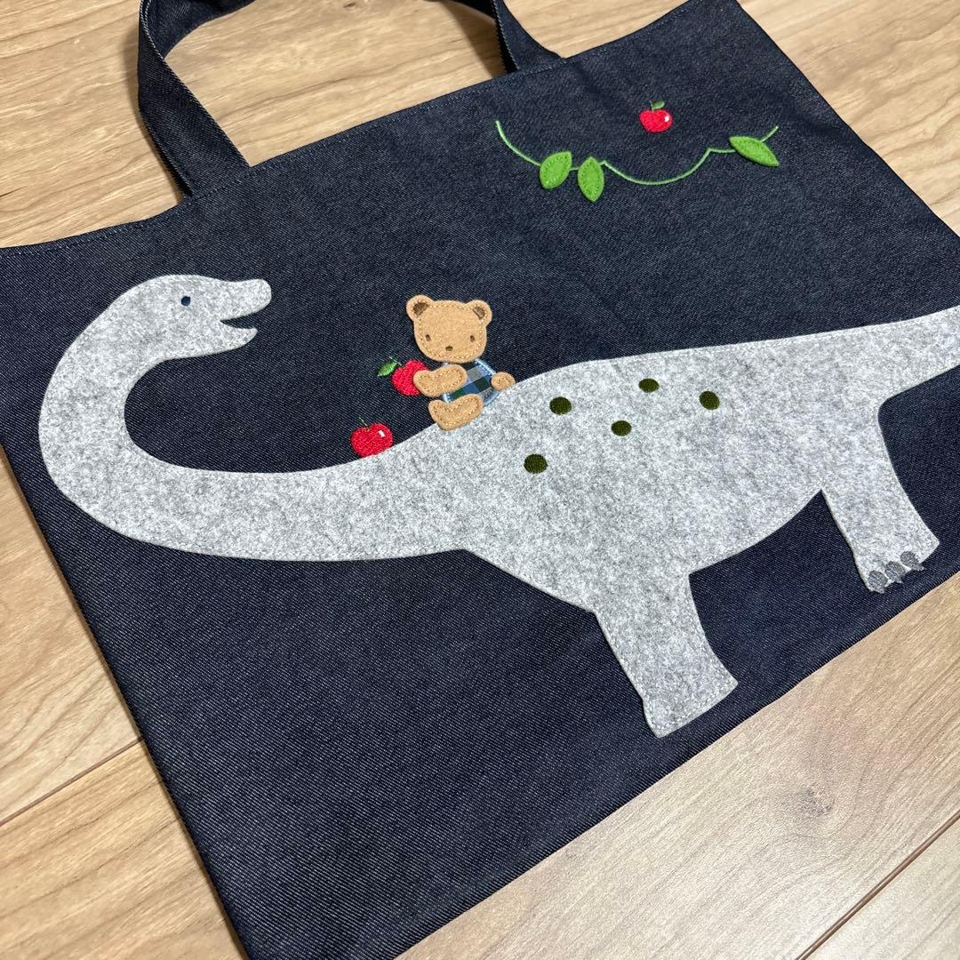 ファミリア巨大恐竜展2025限定トートバッグ